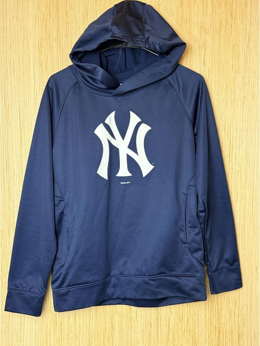 New York Yankees Hoodie Boys Large Blue MLB Baseball Genuine Merchandise